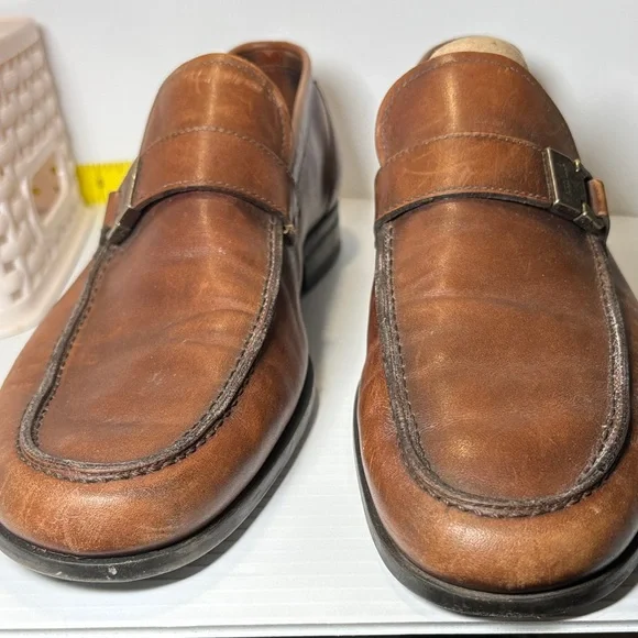 Salvatore Ferragamo 9.5 top buckle Brown Leather Slip-On  display picture 1